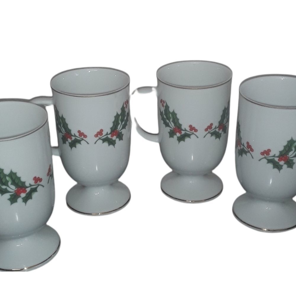 NOS Vintage Set of 4 Holly Berries, Gold trimmed Pedestal Coffee Mugs